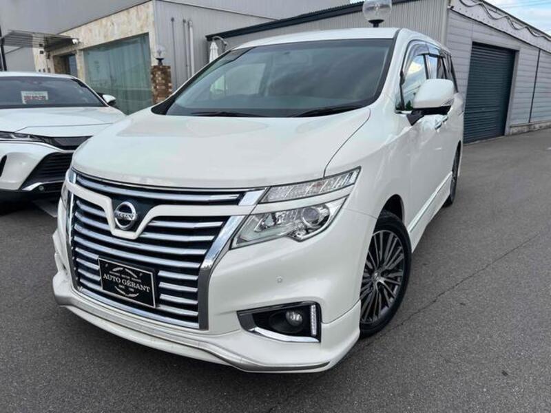 NISSAN ELGRAND