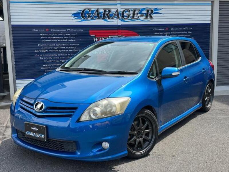 TOYOTA AURIS