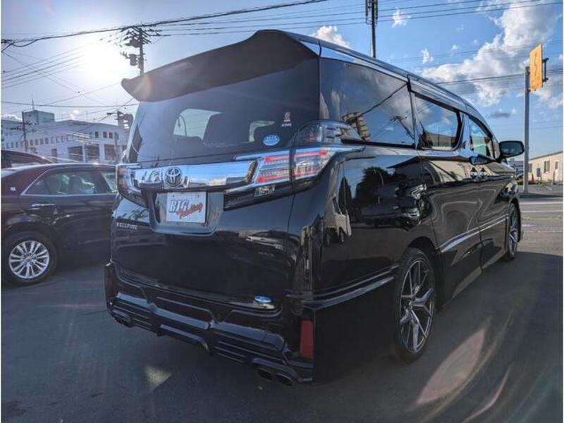 VELLFIRE