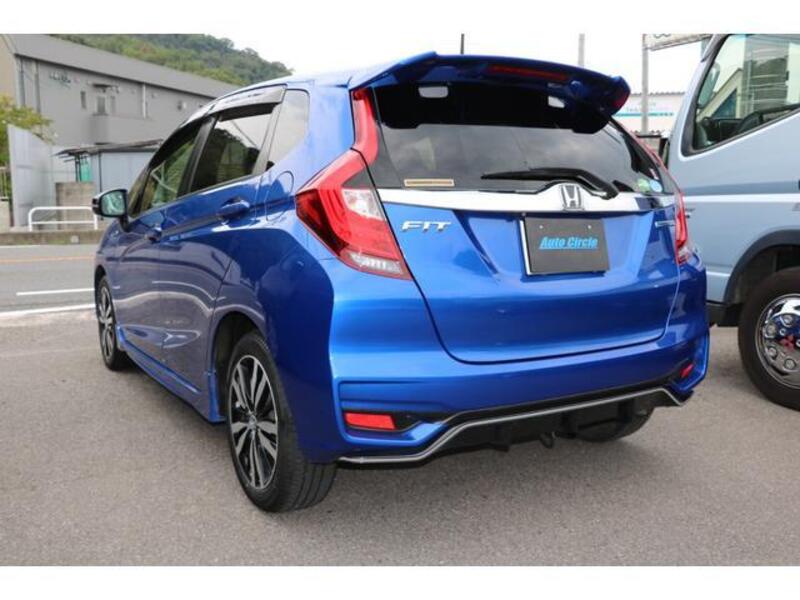 FIT HYBRID