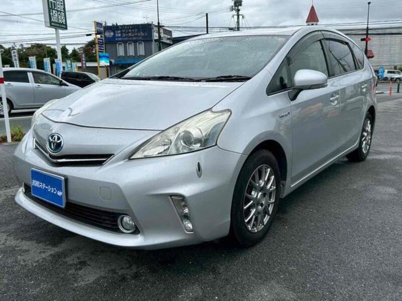 PRIUS ALPHA