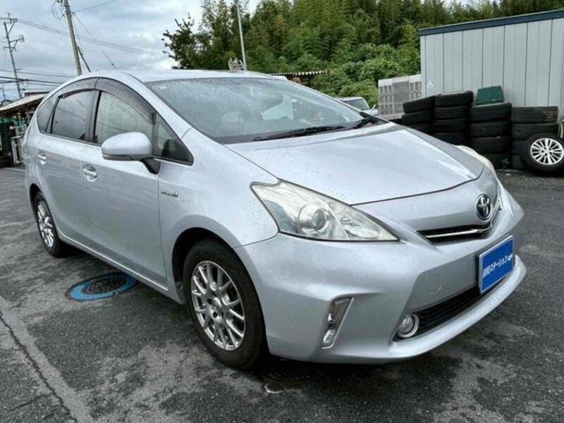 PRIUS ALPHA