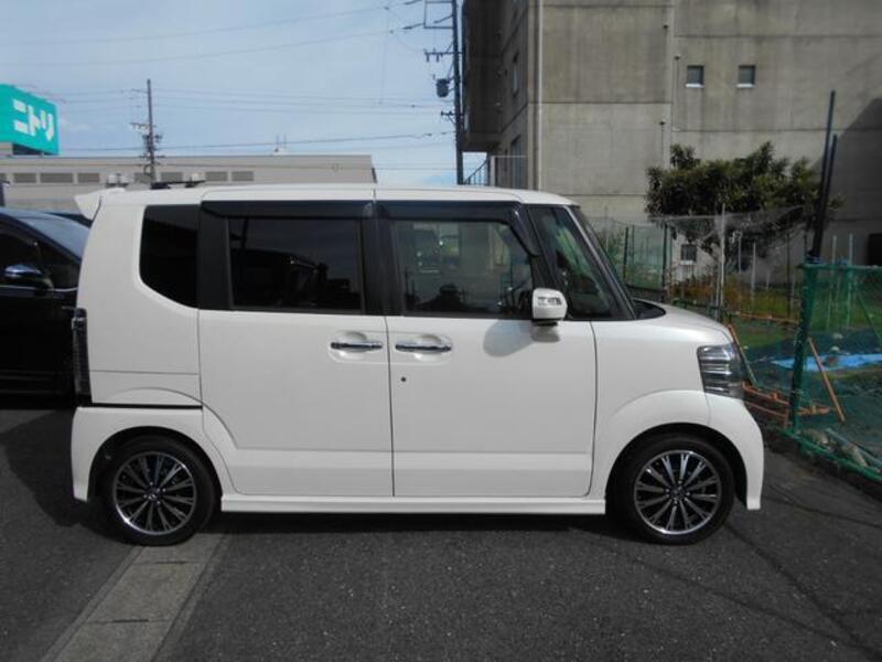 N BOX CUSTOM