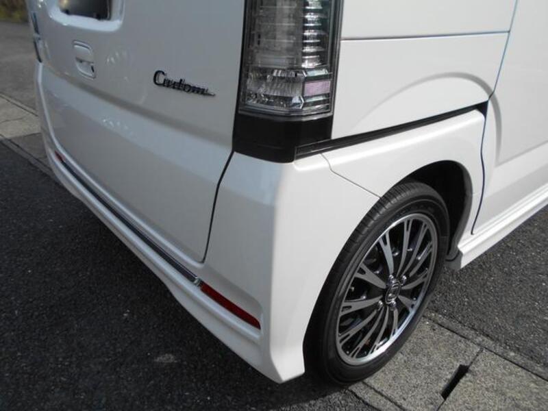 N BOX CUSTOM