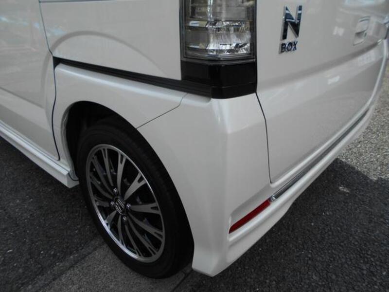 N BOX CUSTOM