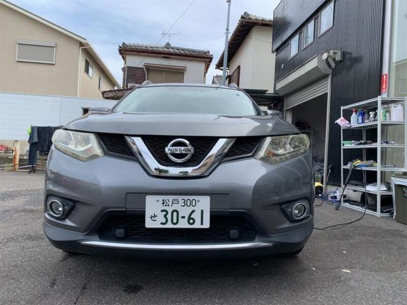 X-TRAIL