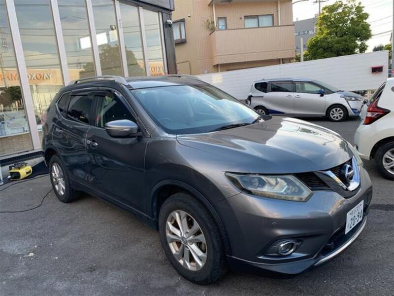 X-TRAIL