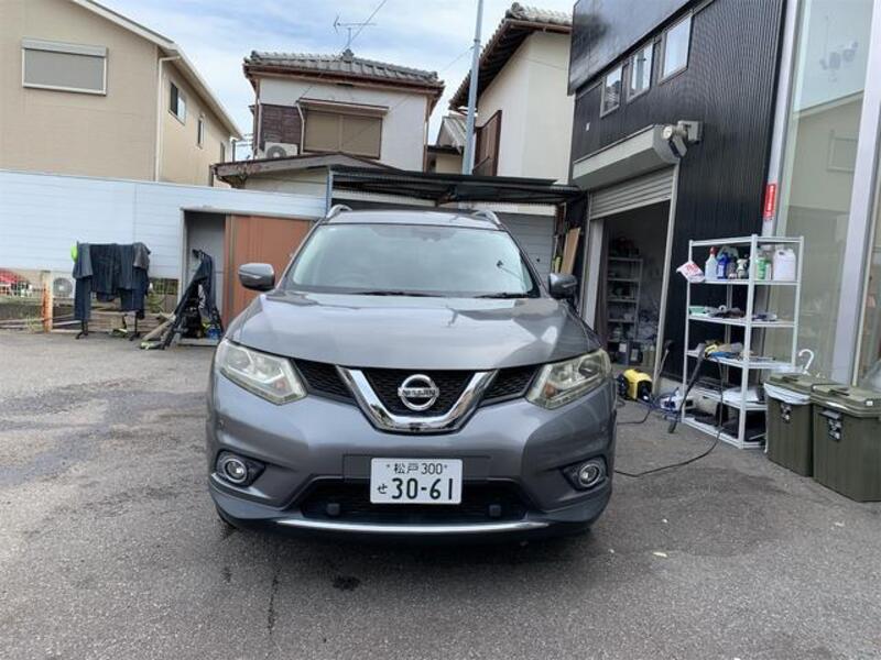X-TRAIL-0