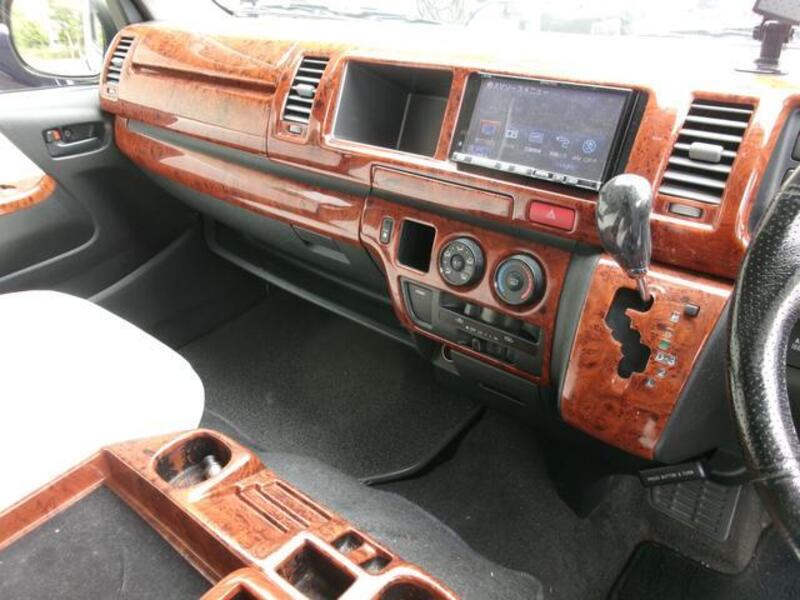 HIACE WAGON