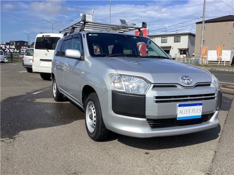 TOYOTA SUCCEED