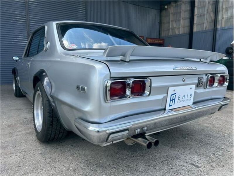 SKYLINE