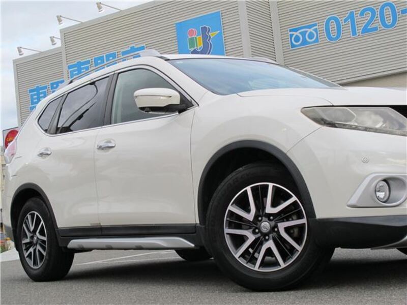 X-TRAIL