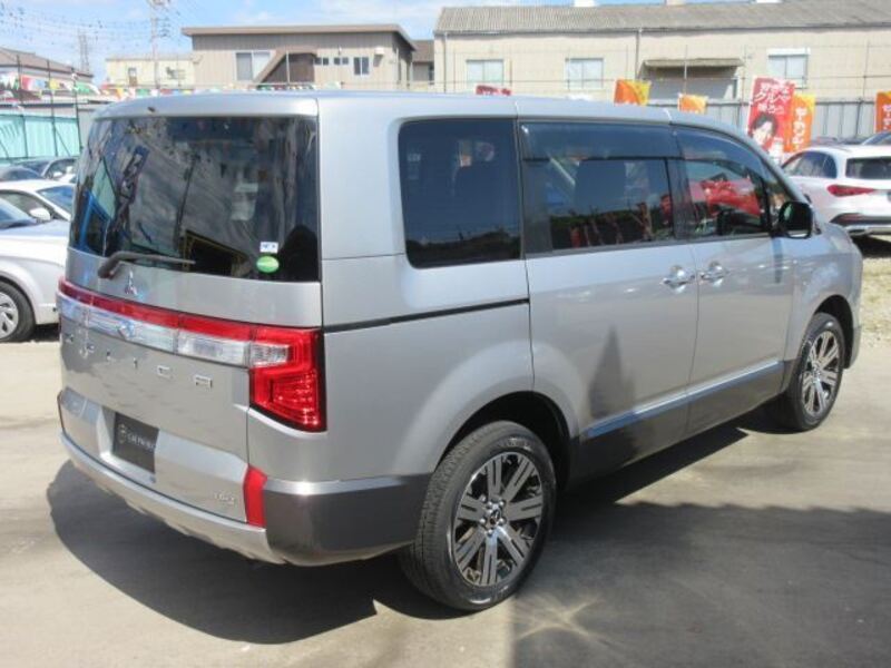 DELICA D5