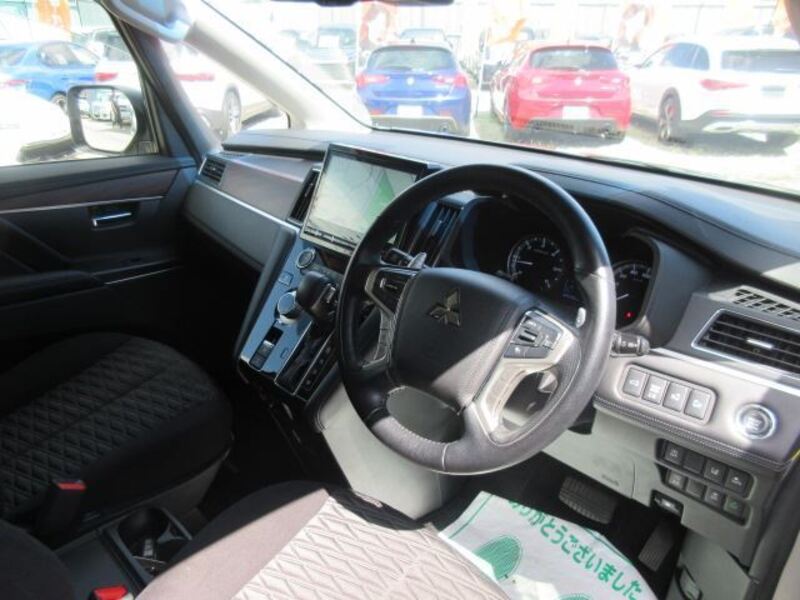 DELICA D5