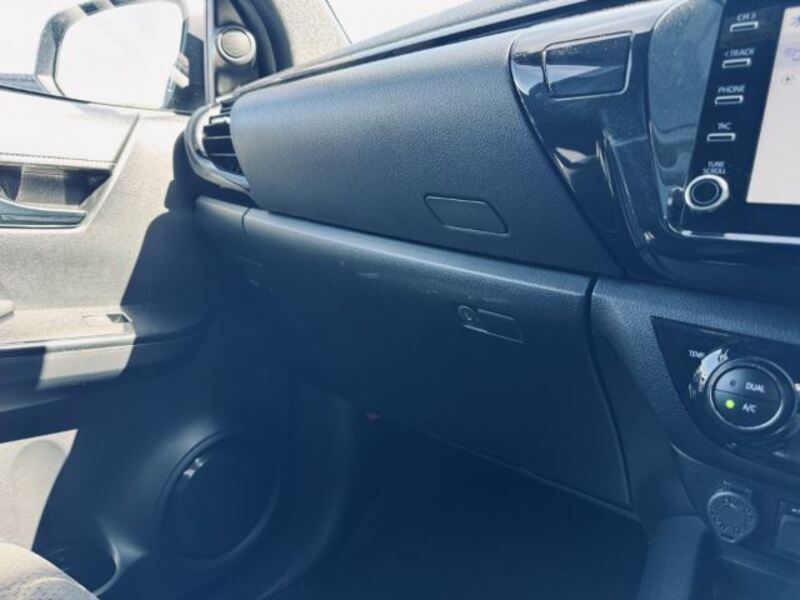 HILUX