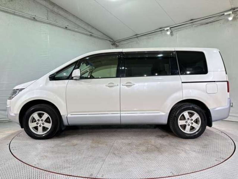 DELICA D5