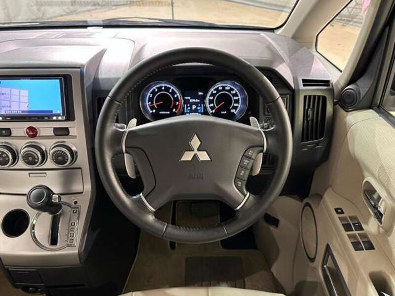 DELICA D5