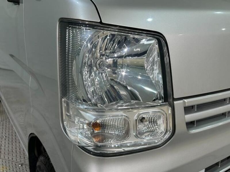 MINICAB VAN