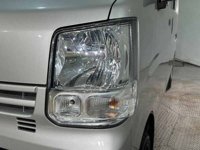 MINICAB VAN