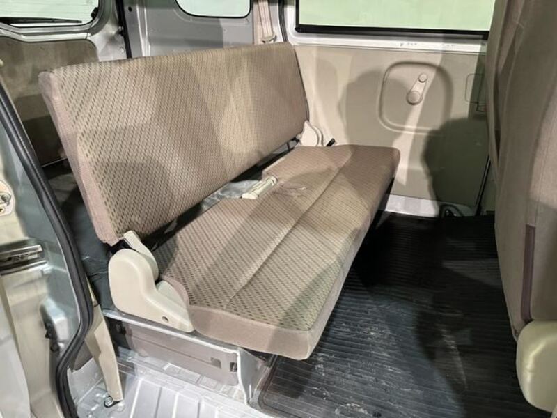 MINICAB VAN