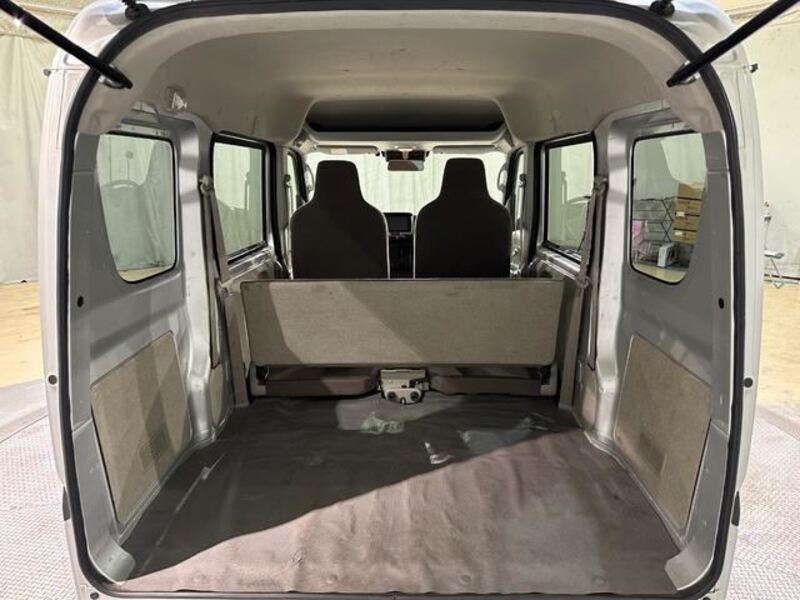 MINICAB VAN