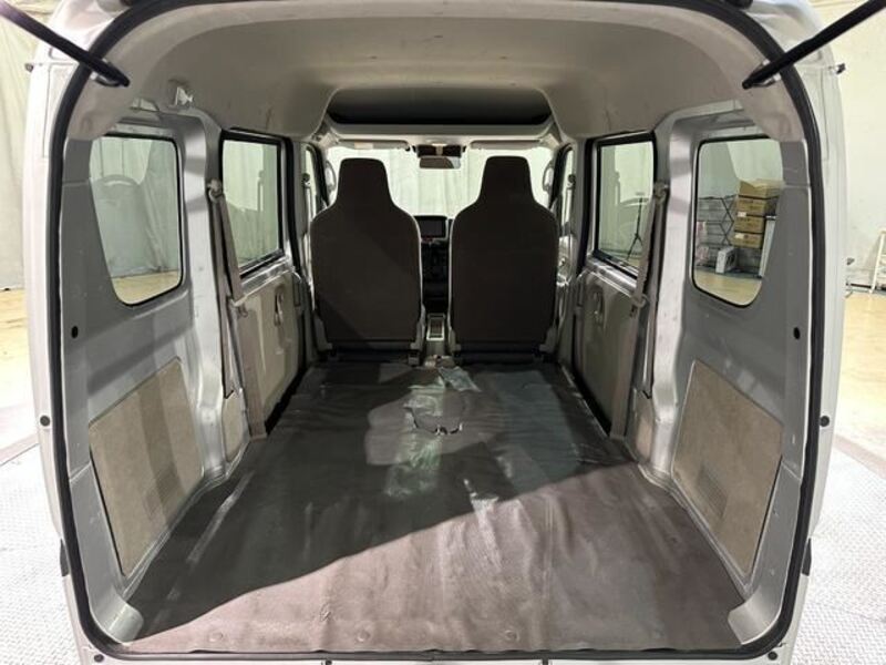 MINICAB VAN