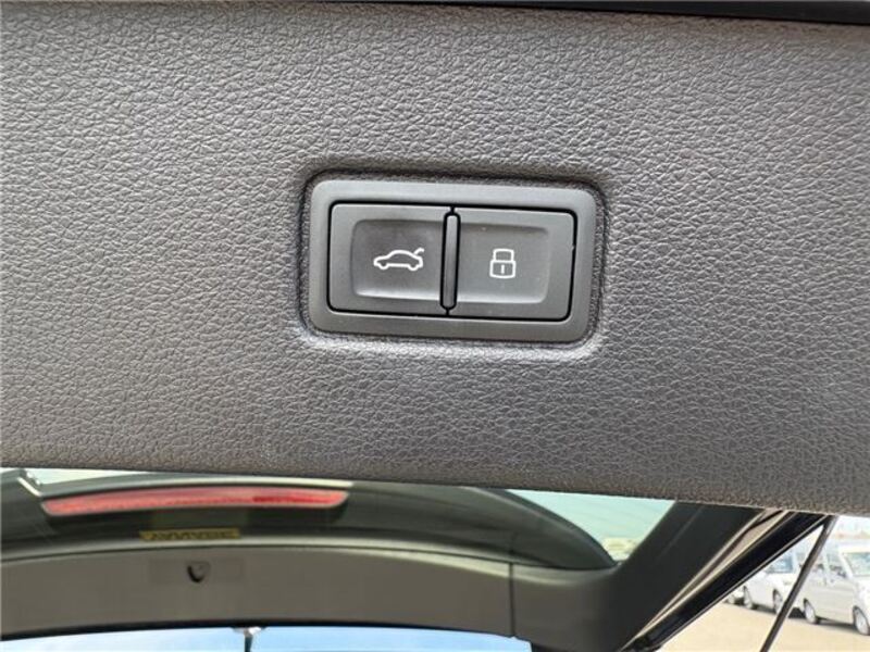 Q7