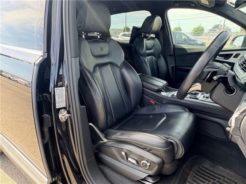 Q7