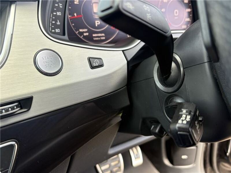 Q7