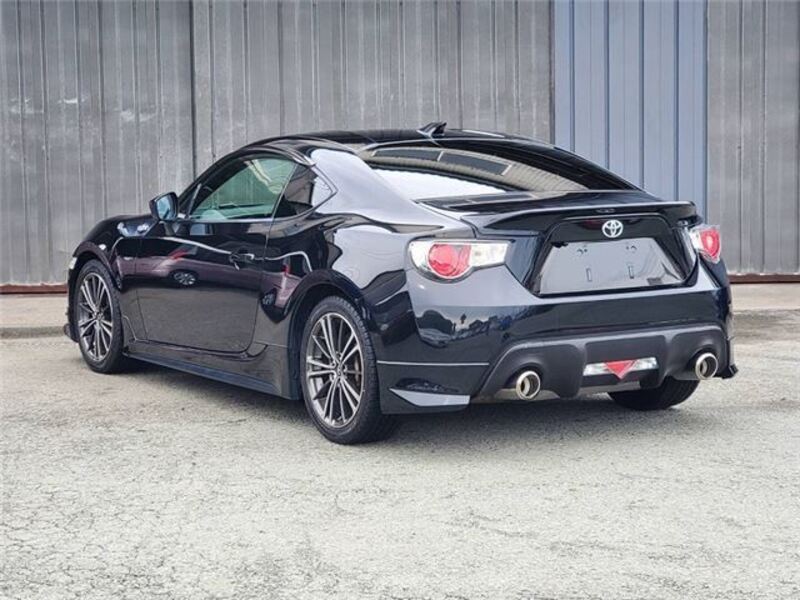 86