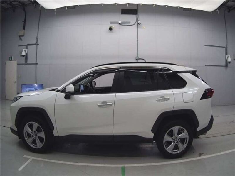 RAV4