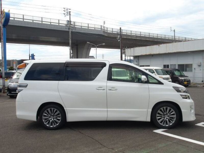 VELLFIRE