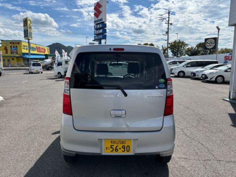 WAGON R