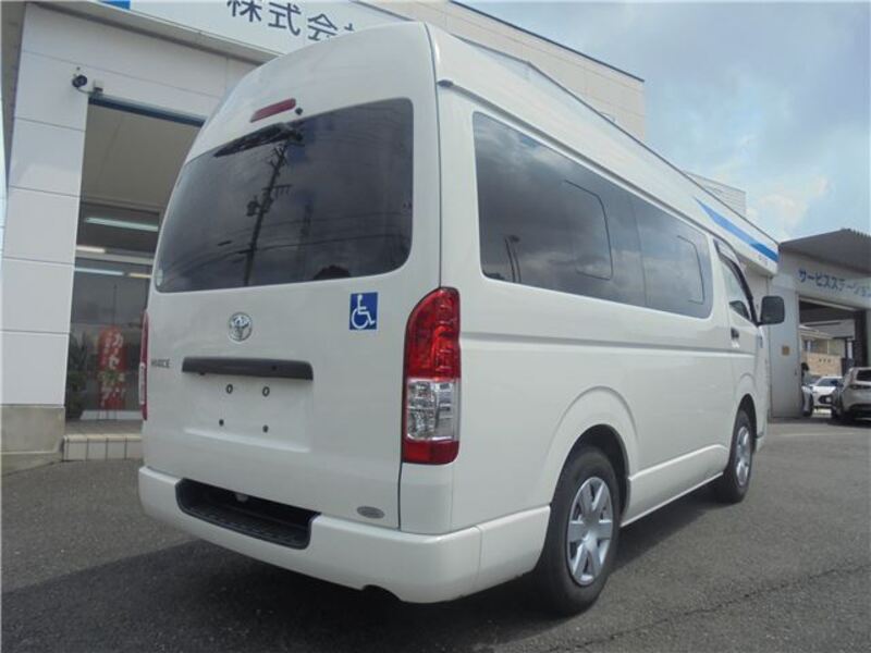 HIACE VAN