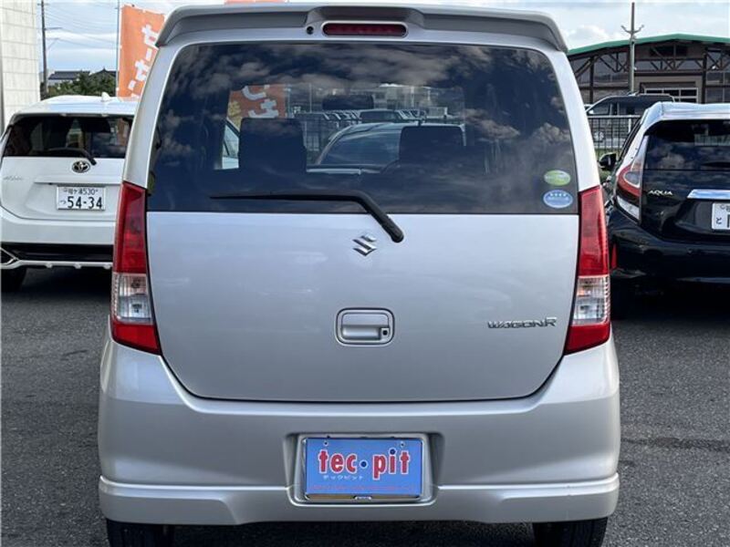 WAGON R