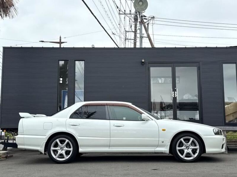 SKYLINE