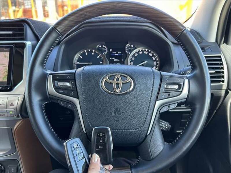 LAND CRUISER PRADO