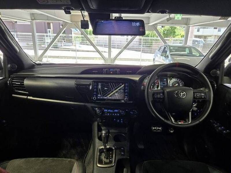 HILUX