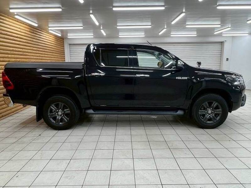 HILUX