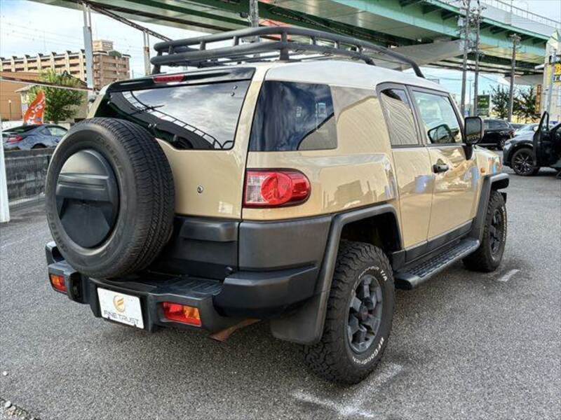 FJ CRUISER
