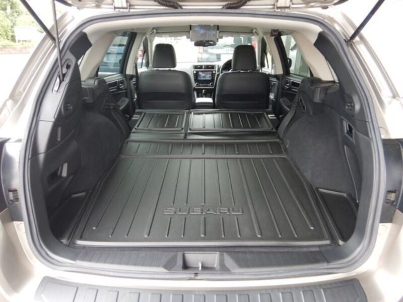 LEGACY OUTBACK