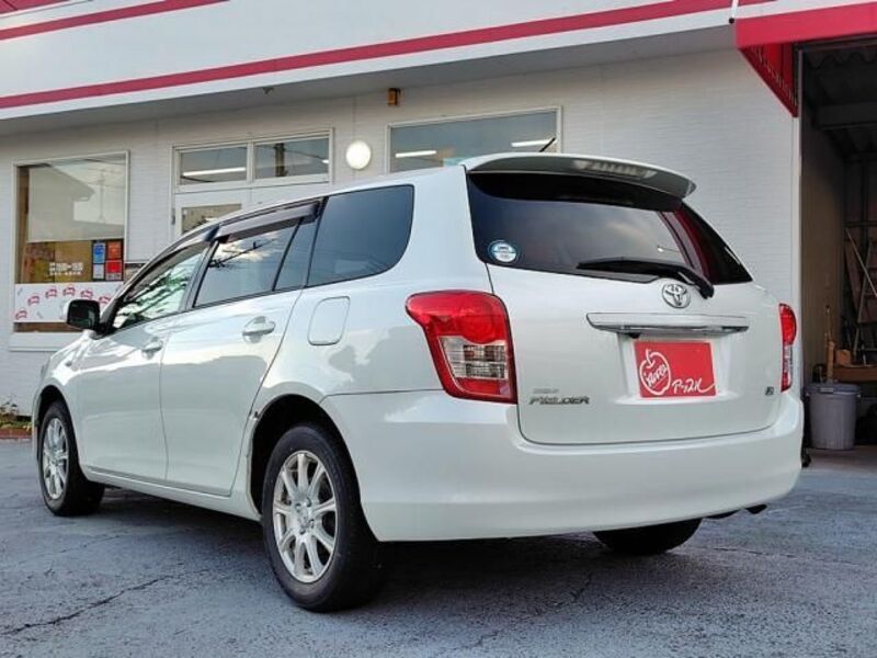 COROLLA FIELDER