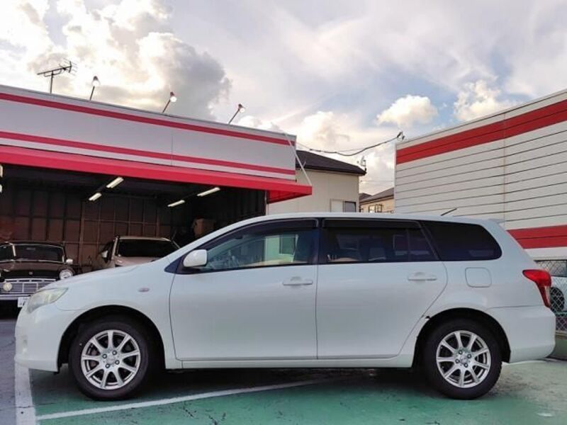 COROLLA FIELDER