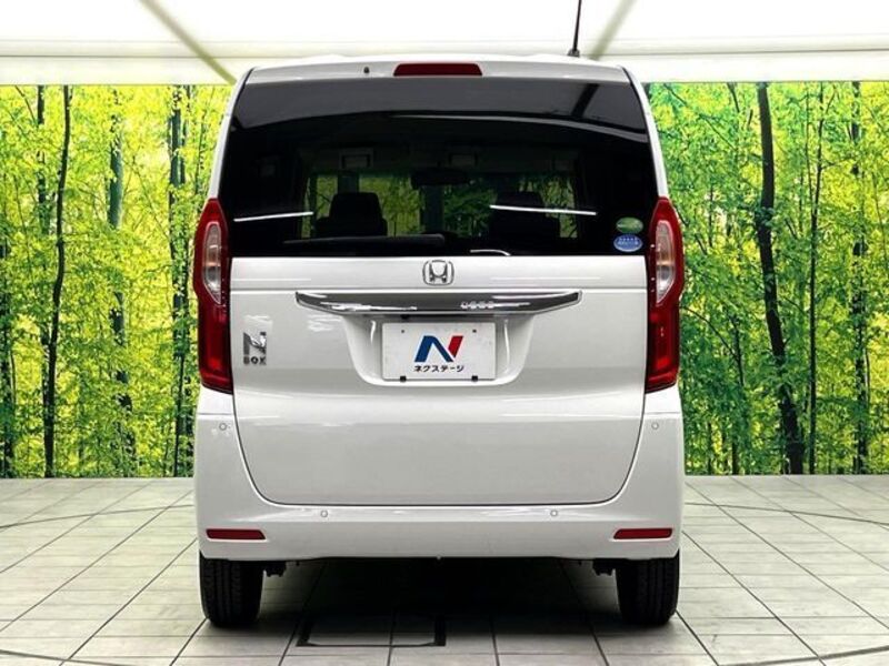 N BOX