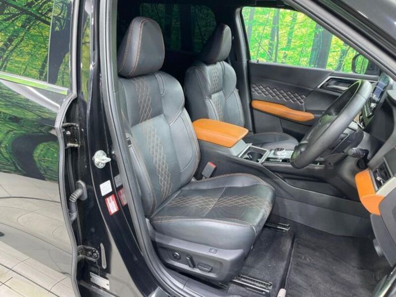 OUTLANDER PHEV
