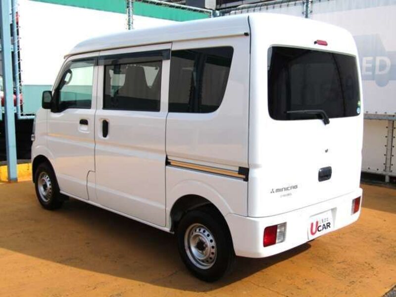 MINICAB VAN