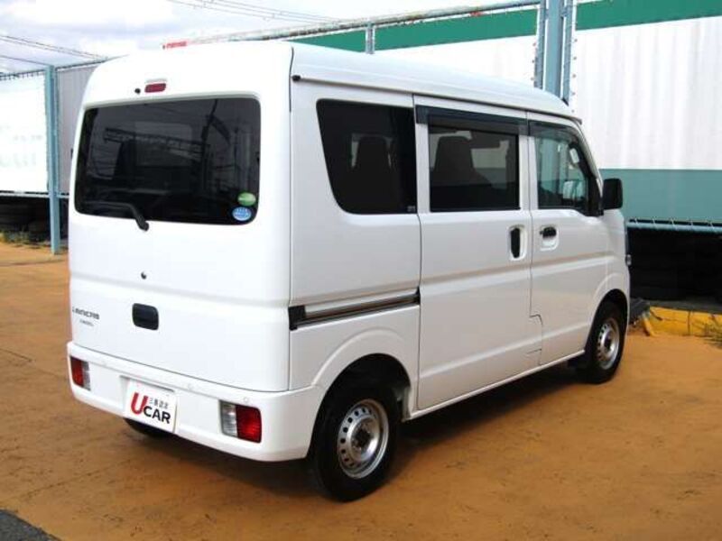 MINICAB VAN