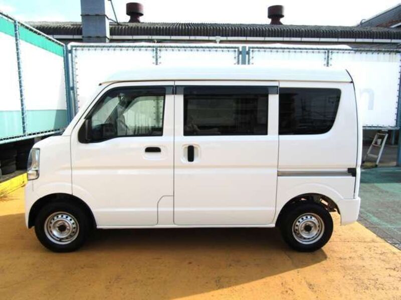 MINICAB VAN