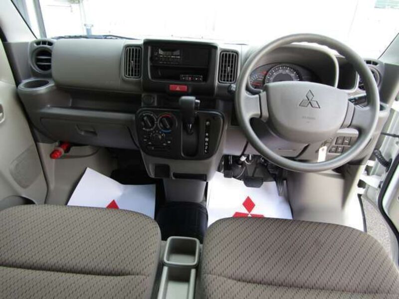 MINICAB VAN