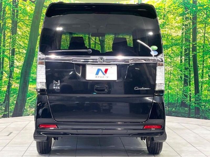 N BOX CUSTOM